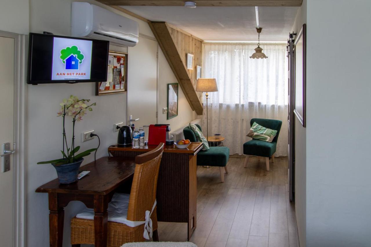 B&B Aan Het Park Eindhoven Esterno foto